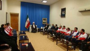 دیدار رئیس سازمان داوطلبان جمعیت هلال احمر با امام جمعه ایلام/هلال احمر در کنار مردم و پیشگام در بحران ها