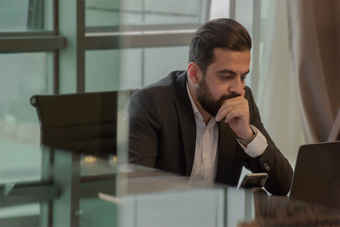 یک کارآفرین ایرانی مالک اولین توییت تاریخ شد