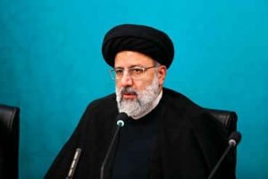 یکی از اولویت‌های دولت برخورد با مظاهر فساد است