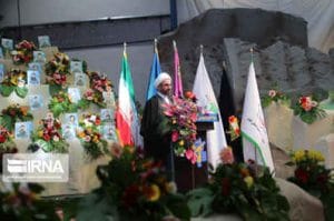 امام جمعه ایلام: ایلامیان در همراهی با آرمان‌های نظام ثابت قدم هستند