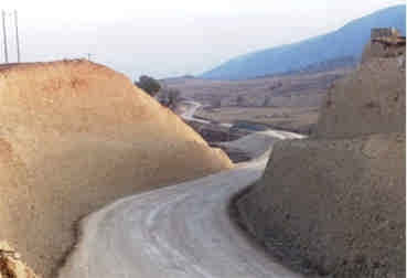 بهره برداری از پروژه راهسازی چشمه چاهی- سفیدخانی تا پایان سال جاری