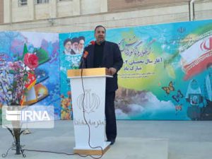 استاندار ایلام: دانش آموزان علم همراه با تهذیب نفس را فرا بگیرند