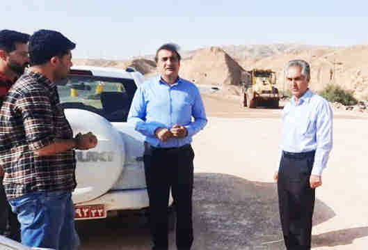 در بازدید مدیرکل راه و شهرسازی استان ایلام صورت گرفت: پی گیری عملیات تکمیلی پروژه های راهسازی محور ایلام- مهران