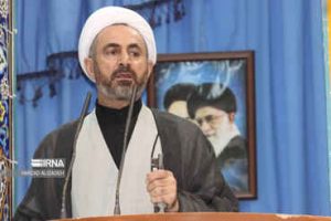 امام جمعه ایلام: هدف دشمنان، خاموش کردن نور نهضت انسان ساز عاشوراست