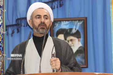 امام جمعه ایلام: هدف دشمنان، خاموش کردن نور نهضت انسان ساز عاشوراست