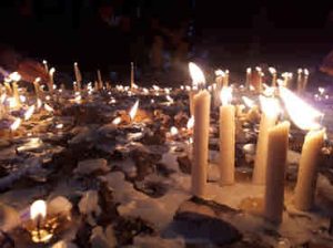 شمع‌هایی که شب شام غریبان در سوگ اهل بیت(ع) گریستند و آب شدند