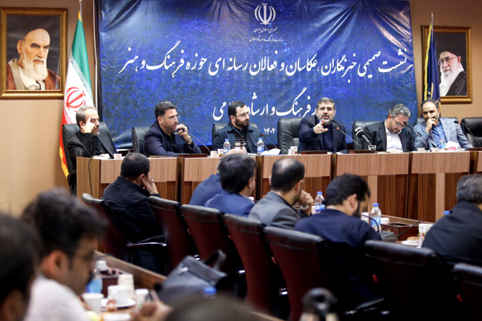 وزیر فرهنگ و ارشاد اسلامی: حجاب خط قرمز است/نمی‌توانم به حکم قاضی برای هنرمندان دخالت کنم