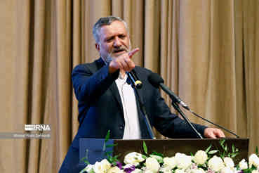 نمایندگان مجلس از توضیحات وزیر کار قانع شدند