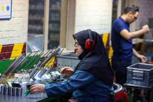 معاون وزیر کار  خبر داد: ایجاد ۴۵۰ هزار فرصت شغلی در سال جاری/ احیای ۵۴۰۰ واحد نیمه فعال و راکد در دولت سیزدهم