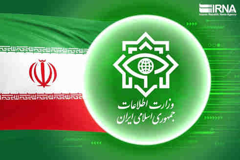 عضو کمیسیون امنیت ملی: وزارت اطلاعات تمام قد در برابر جنگ ترکیبی دشمنان علیه ملت ایران ایستاده است