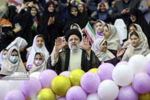 در مراسم جشن گرامیداشت روز دختر “دختران آرمانی”؛ رئیس جمهور: دختران صاحبان اندیشه فردا هستند/ منزوی کردن زنان را به هیچ وجه قبول نداریم