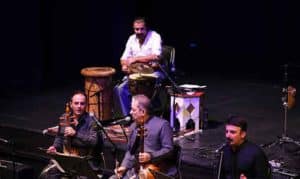شب‌نشینی کُردها در کنسرت اردشیر کامکار