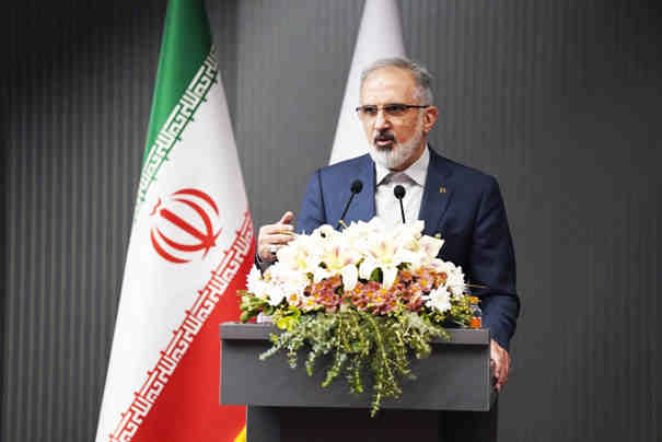 وحدت و کار گروهی، نتایج ارزشمندی را در بانک مسکن رقم می زند/ امضای ۱۷۳ همت قراردادهای پرداخت تسهیلات نهضت ملی مسکن / بهداشت اعتباری رضایت بخش در تسهیلات بخش مسکن