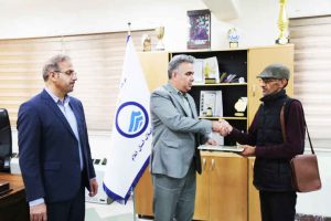 تقدیر مدیرعامل شرکت آب و فاضلاب استان ایلام از خبرنگار ایلامی در پی کسب مقام نخست “جشنواره ملی رسانه”