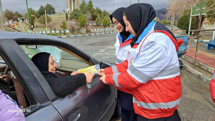 بهره‌مندی ۸۶ هزار مسافر نوروزی ایلام از خدمات هلال احمر