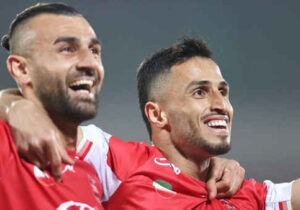 عیدی‌ کارتال به قرمزها؛ پرسپولیس موقتا به صدر جدول رسید