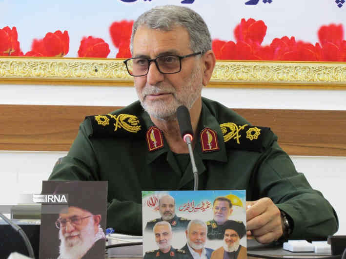 فرمانده سپاه ایلام: فرهنگ ایثار را با نوآوری به جوانان عرضه کنیم