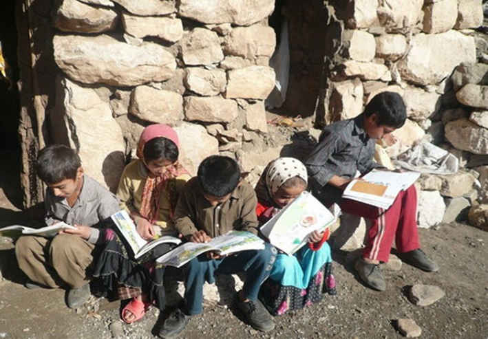 نفس‌های پایانی مدارس سنگی در ایلام