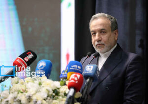 عراقچی: گفت‌وگوهای ایران و آمریکا می‌تواند نقش موثری در صلح و ثبات منطقه ایفا کند