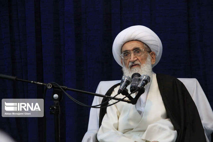 آیت الله نوری همدانی: نیروهای مسلح پاسخی قاطع به جنایت اسراییل خواهند داد