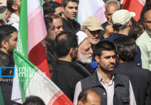 همکاری با آژانس انرژی اتمی به دلیل دشمنی با ملت، باید تعلیق شود