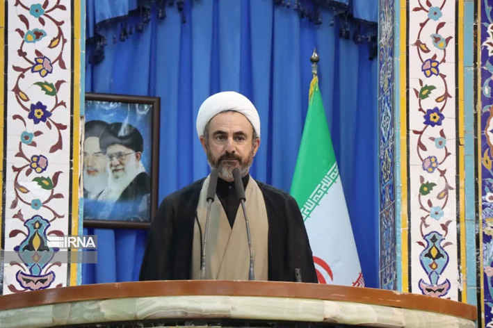 امام جمعه ایلام: وحدت و ولایت رمز اقتدار در مقابل توطئه دشمنان است
