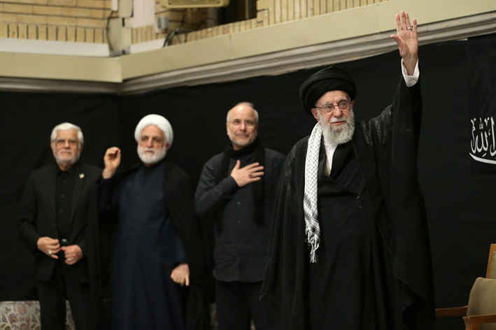رهبر انقلاب: امشب آقای کریمی! «ای ایران» بخوان