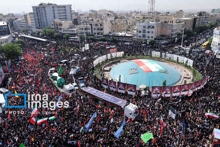 همبستگی حول محور مشترک «وطن» احساس تنهایی را التیام می‌بخشد