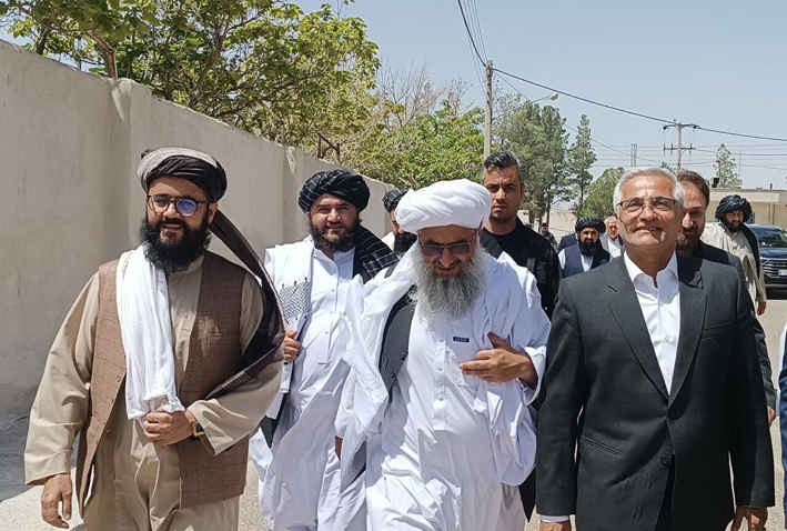 خدمات ایران به اتباع غیرمجاز افغانستانی حین بازگشت مطلوب است