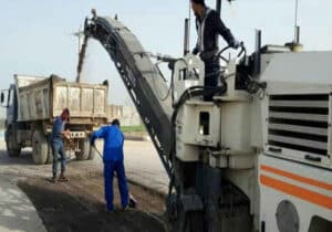 آغاز عملیات آسفالت معابر مهران برای استقبال از زائران اربعین
