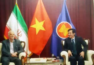 رئیس انجمن دوستی ایران و ویتنام روز استقلال ویتنام را به سفیر این کشور تبریک گفت