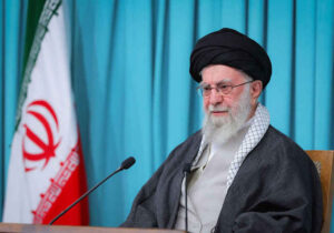 رهبر معظم انقلاب اسلامی: اتحاد ملی ایران، همان اتحاد ملی ۲۳ خرداد است همه مسئولند