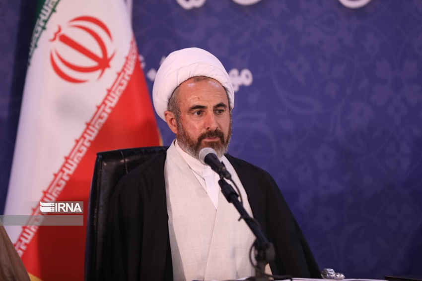 امام جمعه ایلام: فرهنگ کُردی، هویت ایلام و سپر در برابر جنگ نرم دشمن است