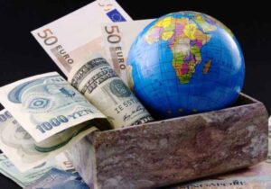 نایب رئیس اتاق بازرگانی ایران: بخشی از سرمایه‌گذاری را به ایرانیان خارج کشور بسپاریم
