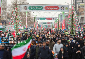ایجاد تفرقه، بازی در زمین دشمن است/ لزوم تقویت فرهنگ نقد صحیح در کشور