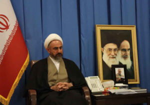 امام جمعه ایلام: نهادینه‌سازی فرهنگ انفاق در بخش سلامت ضروری است