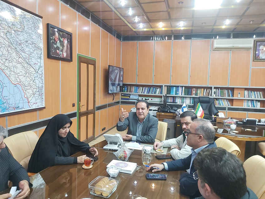 استاندار ایلام: پایان «نگاه جزیره‌ای» لازمه توسعه مجتمع‌های اداری است