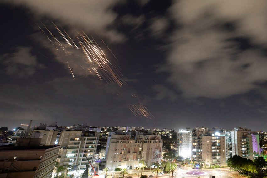ارتش اسرائیل: در جنگ بعدی ایران ۵۰۰ تا هزار موشک را همزمان شلیک خواهد کرد