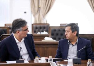 بازگشت همتی به بانک مرکزی؛ تأیید استعفای فرزین و تغییرات جدید در دولت