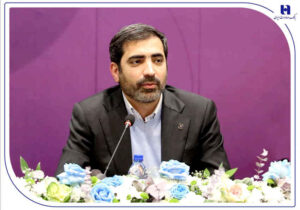 ​نخستین همایش هم‌اندیشی بانک صادرات ایران با فعالان صنعت پتروشیمی برگزار شد/ یاسر مرادی: بانک صادرات ایران برای بهبود حاشیه سود صنعت پتروشیمی ابزارهای نوین در اختیار دارد