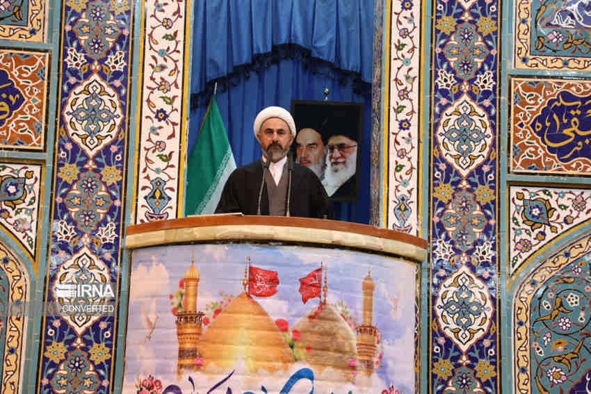امام جمعه ایلام: کمر فتنه آمریکایی با بصیرت مردم و اقتدار رهبری شکست