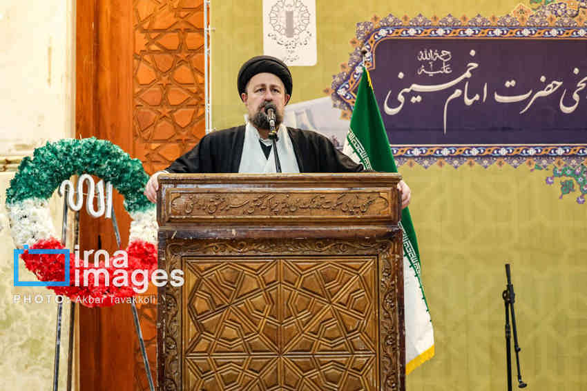 سیدحسن خمینی: راز ماندگاری انقلاب، نفی وابستگی به خارج و تکیه بر مردم است