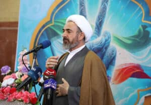 امام جمعه ایلام: ملت ایران به آرمان شهیدان باور راسخ دارد