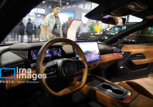 تولید خودروی سواری ۱۰ درصد کاهش یافت