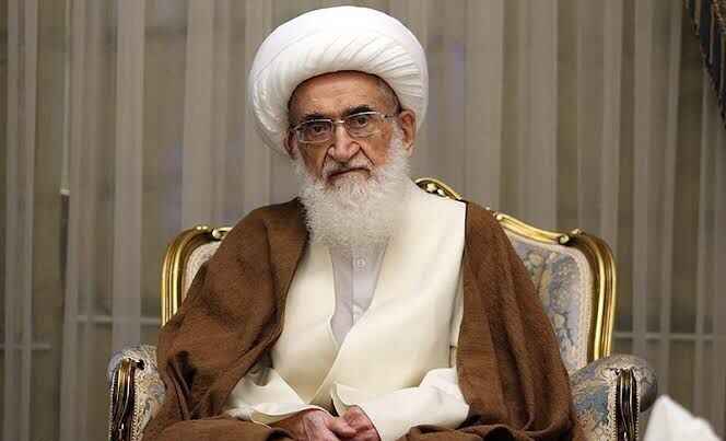 موتورسواری زنان با رعایت موازین اشکالی ندارد