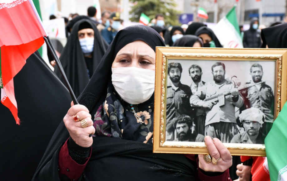 ۲۷ به توانِ ۲۲   ✍️ اسلام انصاری فر