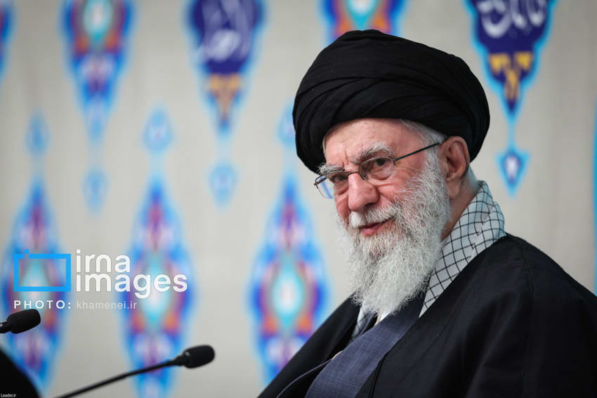 کمک پنج میلیارد تومانی رهبر انقلاب برای آزادی زندانیان نیازمند