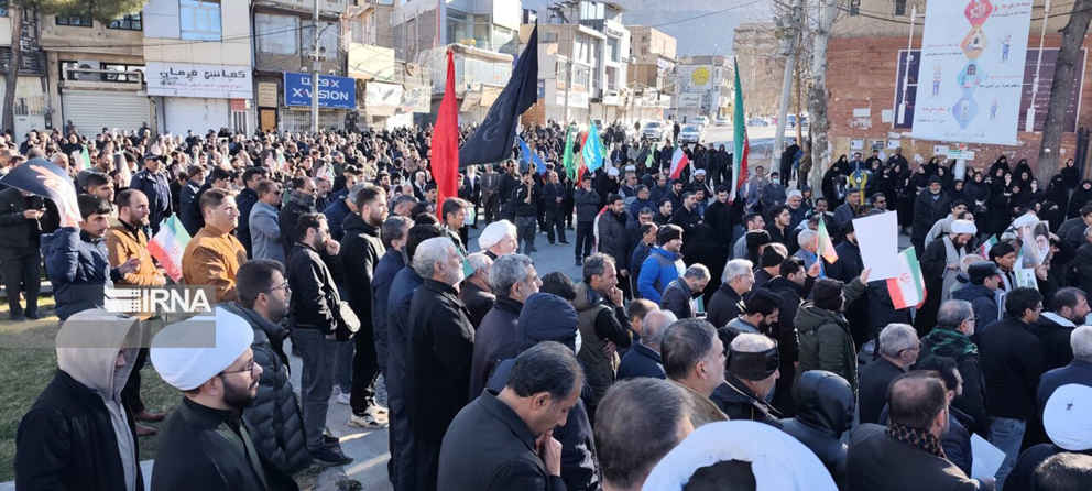 خروش مردم ایلام در پی شهادت رهبر معظم انقلاب + فیلم