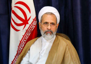 آیت الله اعرافی: مردم و نیروهای مسلح آینده‌ای روشن برای ایران در برابر دشمن رقم خواهند زد