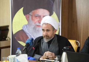 امام جمعه ایلام: دولت چهاردهم در پشتیبانی از جنگ موفق عمل کرده است